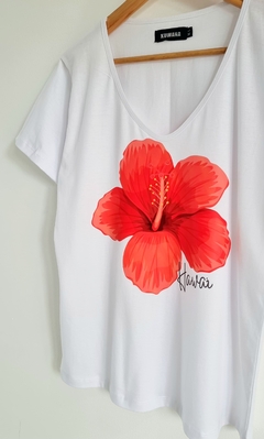 Remera V PREMIUM HAWAI (4 talles) White - - tienda online