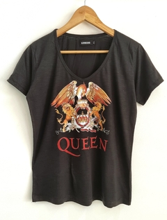 Remera V PREMIUM QUEEN (4 talles) en internet