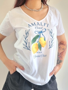 Remera V PREMIUM AMALFI (4 talles) White - - comprar online