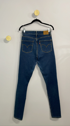 Calça Jeans Levis High Rise 29 na internet