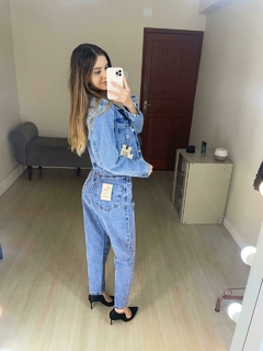 calça consciência jeans mom na internet