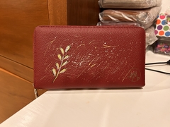 Cartera de piel pintada a mano