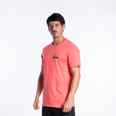 CAMISETA M/C OMNI LOGO VERMELHO CLARO - comprar online