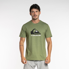 CAMISETA M/C FULL LOGO VERDE MILITAR MESCLA