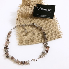 Choker Cascalho Botswana com pingente Onda