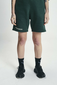 Imagen de SHORT OVERSIZE VERDE