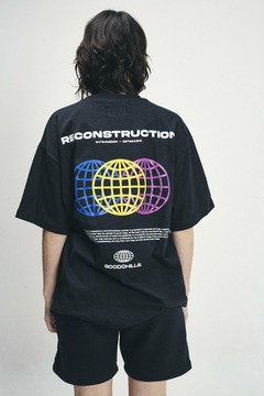 REMERA RECONSTRUCTION NEGRA - GOODCHILLS.