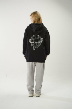 HOODIE WORLDCHILLS NEGRO - GOODCHILLS.