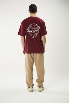 Imagen de REMERA WORLDCHILLS BORDO