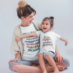 T-Shirt Tal Mãe Tal Filho Eu Nasci e a Mamãe Renasceu - comprar online