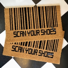 Felpudo “Scan Your Shoes”