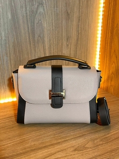 Bolsa Michael Kors na internet