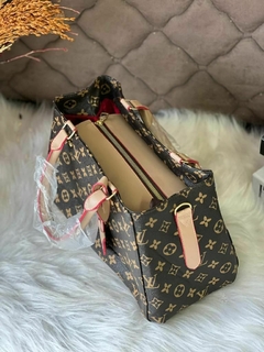 Bolsa Louis Vuitton Montaigne - loja online