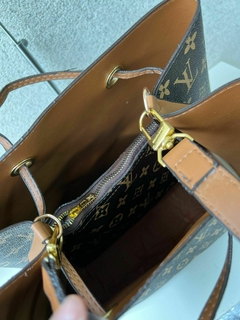 Bolsa Louis Vuitton Saco