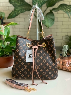 Bolsa Louis Vuitton Saco - comprar online