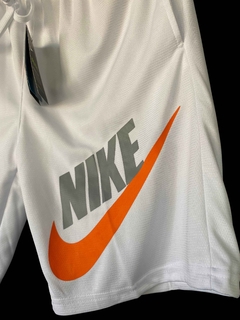 Bermudão Nike WHITE- Símbolo Laranja - comprar online