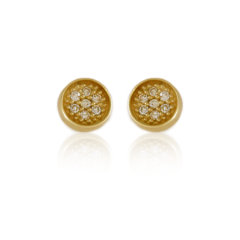 Brinco feito com Ouro 18K cravejado com Diamantes