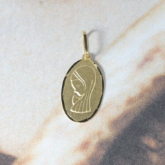 Medalha Virgem Maria feita em ouro 18K - comprar online