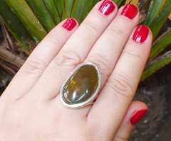 Anillo Ajustable Con Ámbar Verde & Plata Ley 925 (AJV1) - Chiapas Mágico