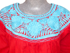 Blusón Unitalla Rojo con Celeste (Cuello Redondo)