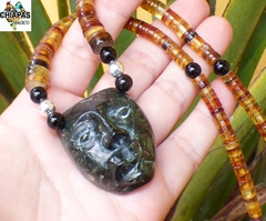 Collar con Pucas de Ámbar, Obsidiana & Máscara de Jade en internet