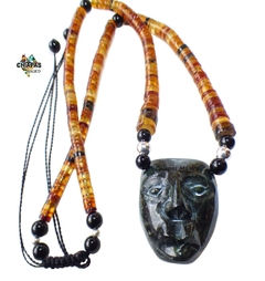 Collar con Pucas de Ámbar, Obsidiana & Máscara de Jade