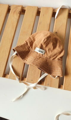 GORRO CAPELINA LISO CAMEL