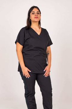 Ambo Liso Shapy Negro (fem) - tienda online