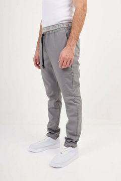 Ambo Tricolor Grey - tienda online