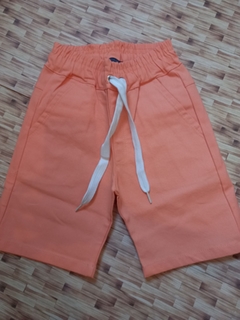 Bermuda de gabardina naranja