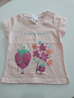 Remera frutilla