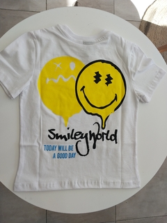 Remera smile - comprar online