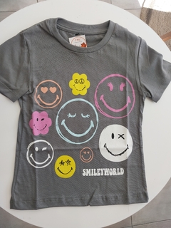 Remera Smileyworld