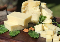 Pecorino Estacionado 6 a 9 meses x 200gr - Familia Green