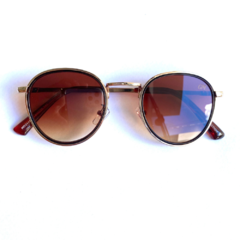 Óculos de sol pequeno redondo marrom com dourado - comprar online