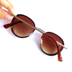 Óculos de sol pequeno redondo marrom com dourado - Óculos Gama-Armação de Óculos