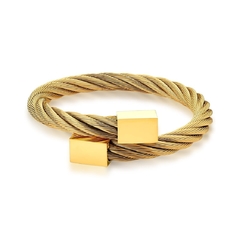 Pulseira Bracelete com Fios Trançados Liso em Aço no Banho Ouro - comprar online