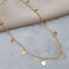 Colar Choker com Pingente de Corações no Banho Ouro - comprar online