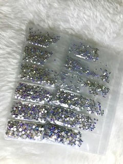 PEDRA SIMILAR SWAROVSKI PARA DECORAÇÃO - Fórum da Beleza