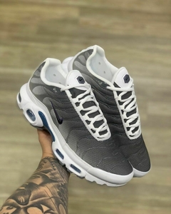 Nike Air Max Plus