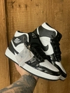 Nike Air Jordan 1 Branco/Rosa/Preto