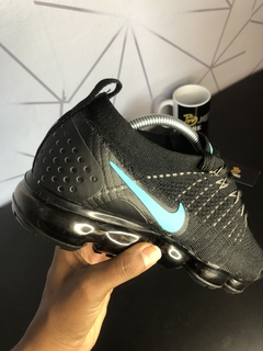 Nike VAPORMAX na internet