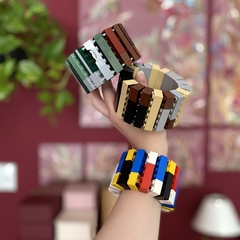 Bracelete Lego Mondrian na internet