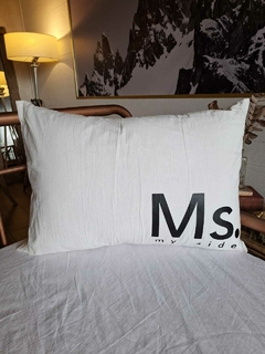 ALMOHADONES Mr. and Ms. - tienda online