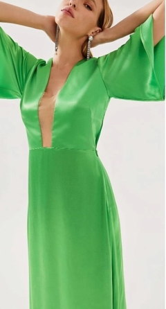 VESTIDO IÓDICE MIDI DECOTE PROFUNDO DETALHE MANGA VERDE - comprar online