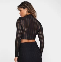 BLUSA CROPPED LANÇA PERFUME TELA GOLA ALTA na internet