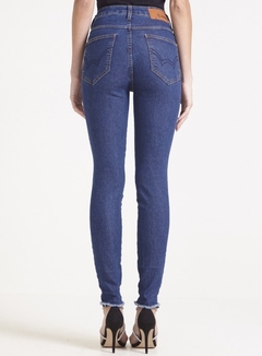 CALÇA JEANS SKINNY SABRINA FORUM - comprar online