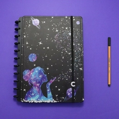 Caderno By Gocase Poeira das Estrelas - Grande