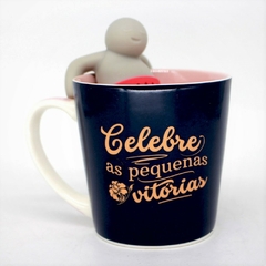 CANECA 350ML C/ INFUSOR P/ CHA CELEBRE - comprar online