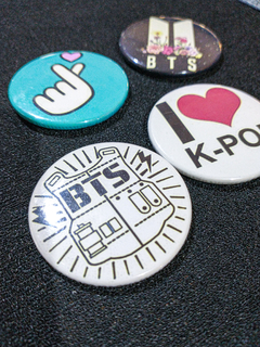 Bottons Imãs KPop, BTS Pop Geek Theme